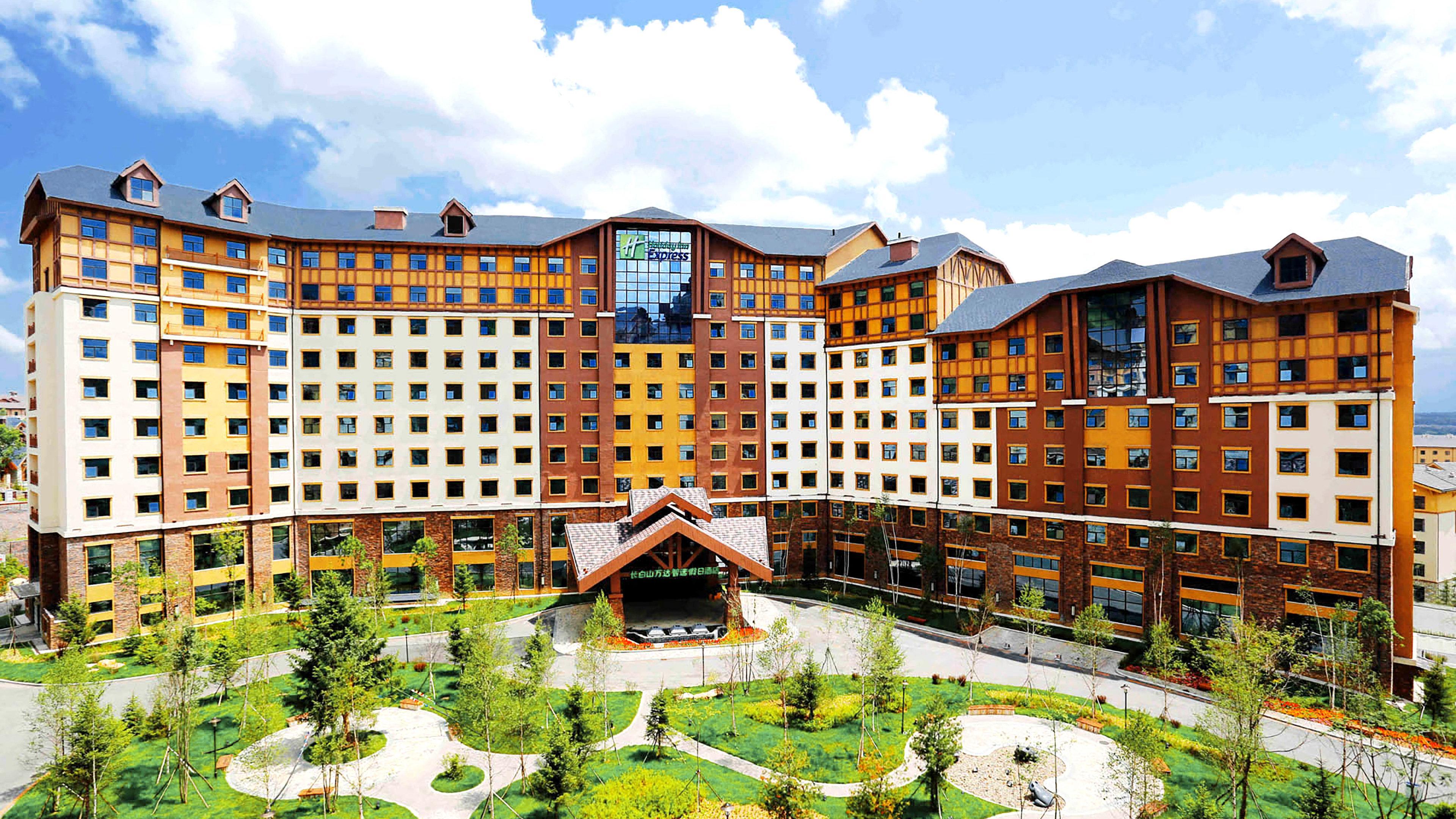 Holiday Inn Express Changbaishan By Ihg Fusong Exterior photo